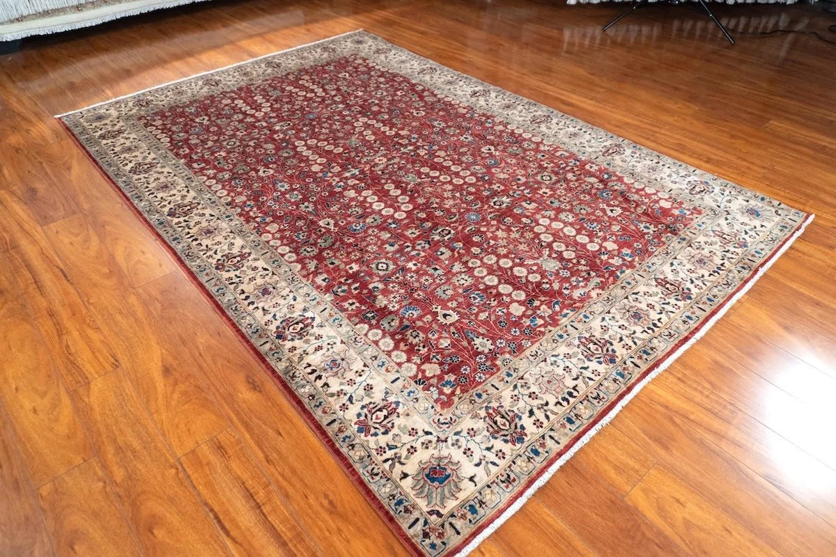 6'1"x9' Hereke, Classic