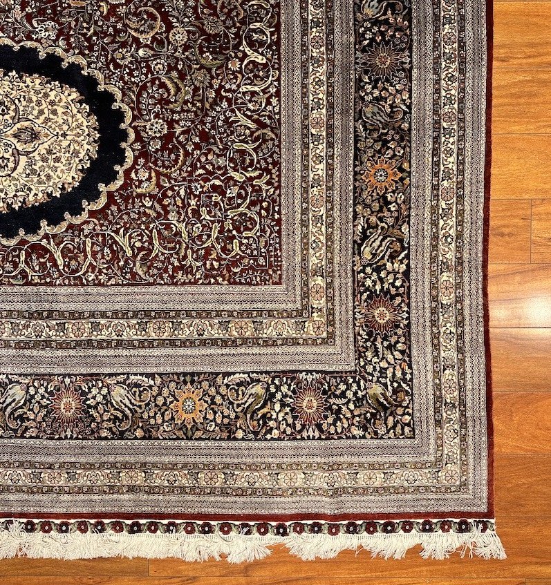 8'x10'6" Qum, Classic