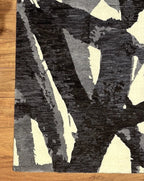 2'9"x10' Meras, Modern