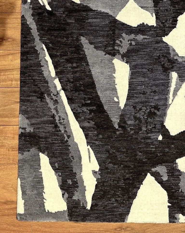 2'9"x10' Meras, Modern