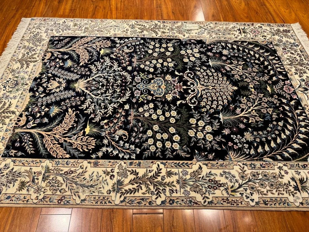 5'x7'3" Naein, Classic