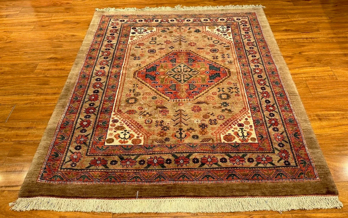 4'9"x5'9" Qashqaii, Tribal