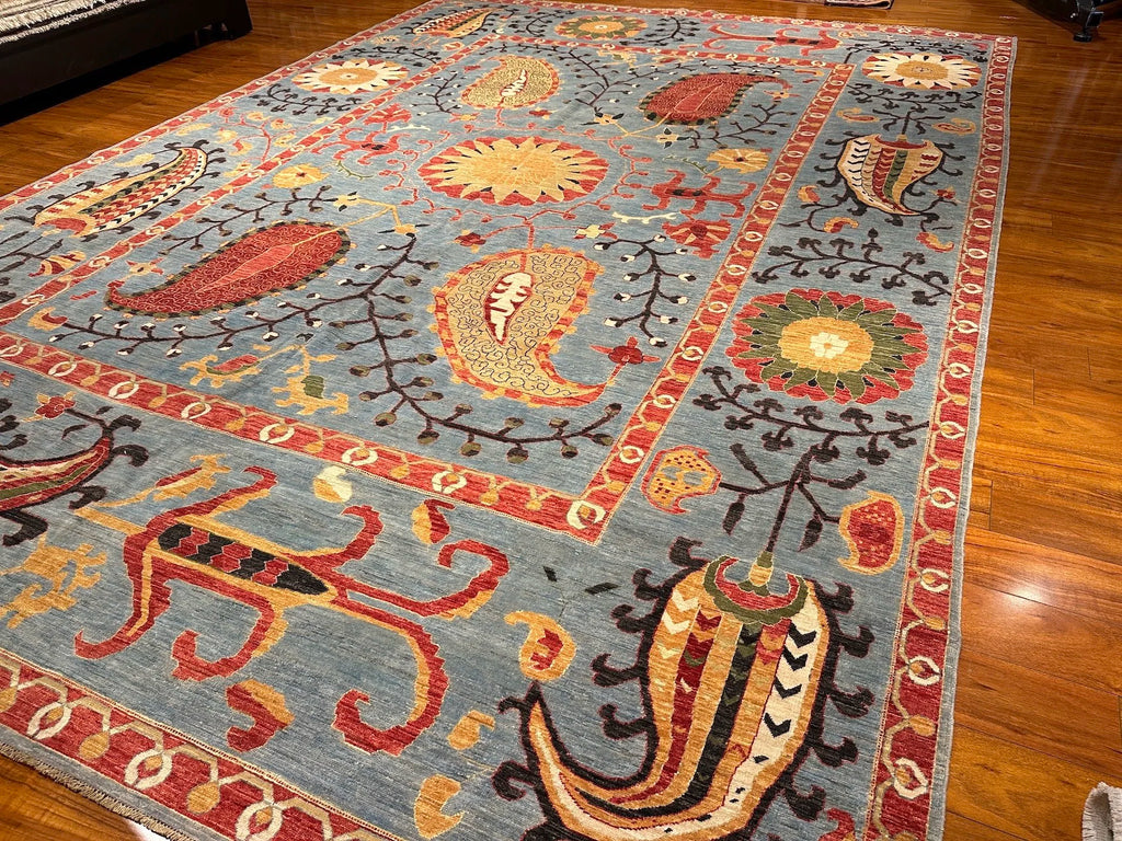 9'11"x14'3" Suzani, Classic
