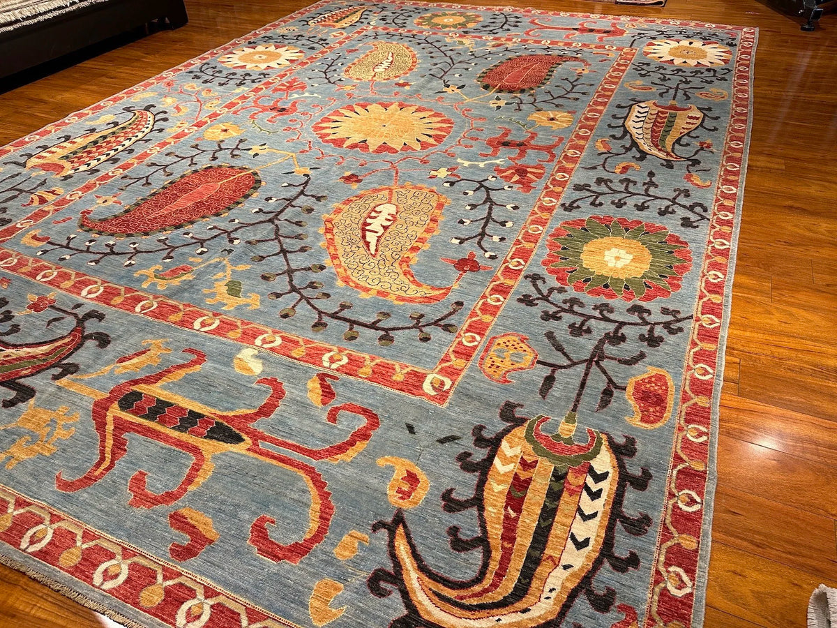 9'11"x14'3" Suzani, Classic