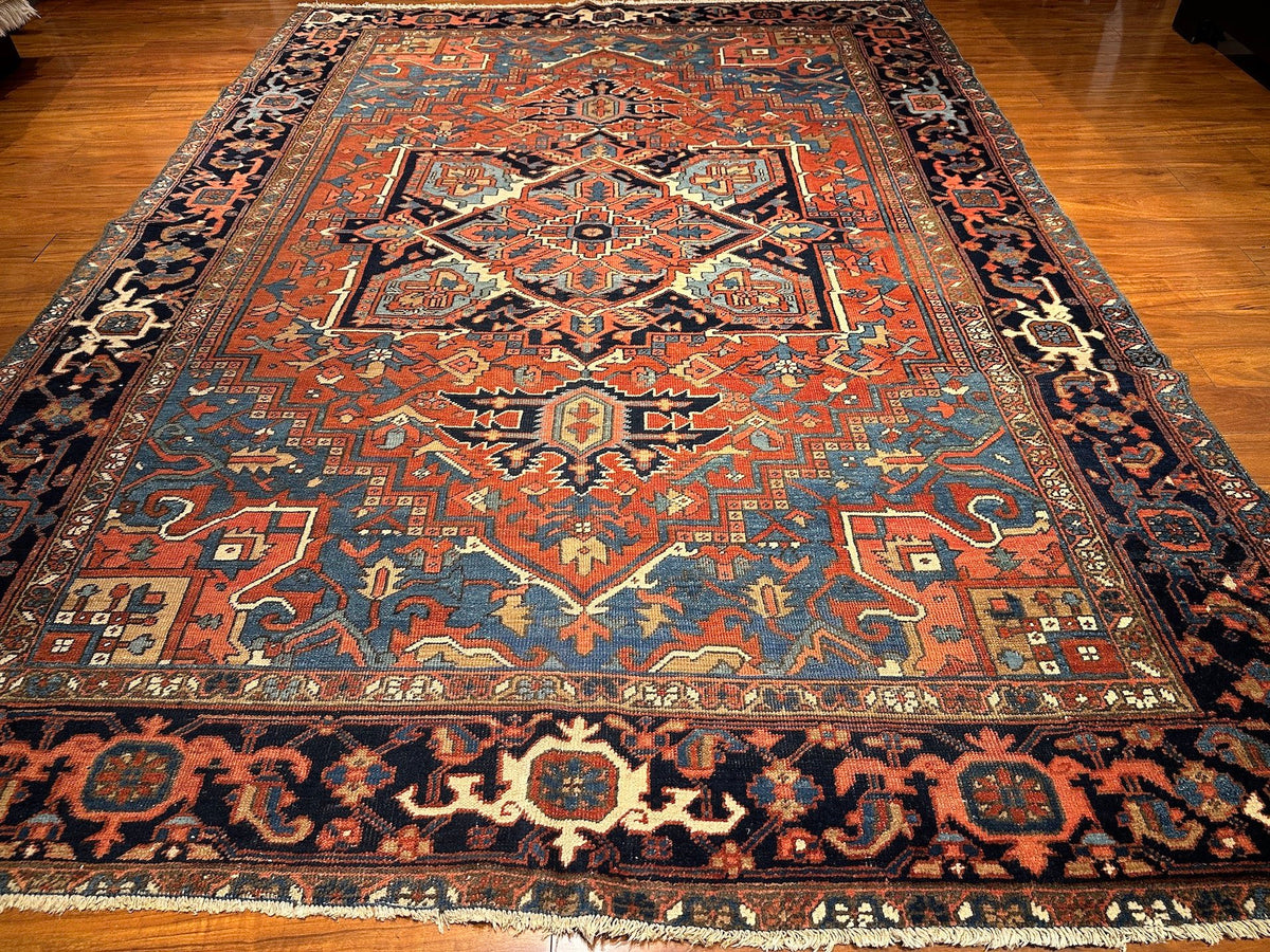 8'5"x11'4" Heriz, Antique