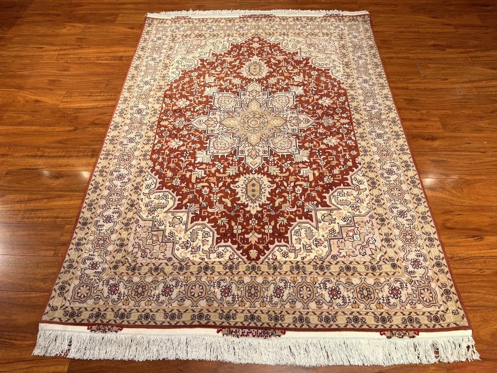4'10"x6'9" Tabriz, Classic