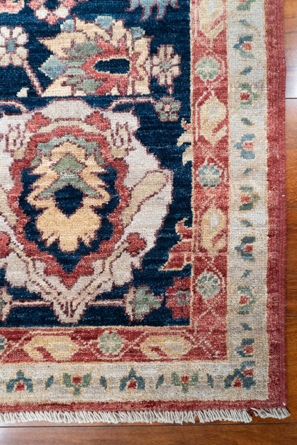 9'1" x11'11" Sultanabad, Tribal