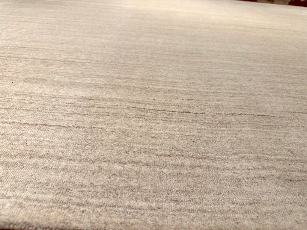 9'x12' Kavir, Modern