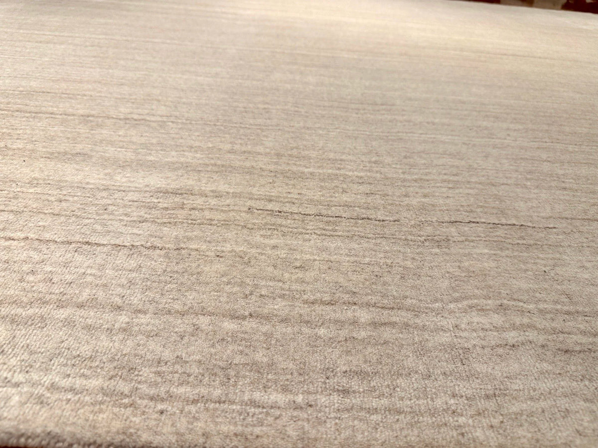 9'x12' Kavir, Modern