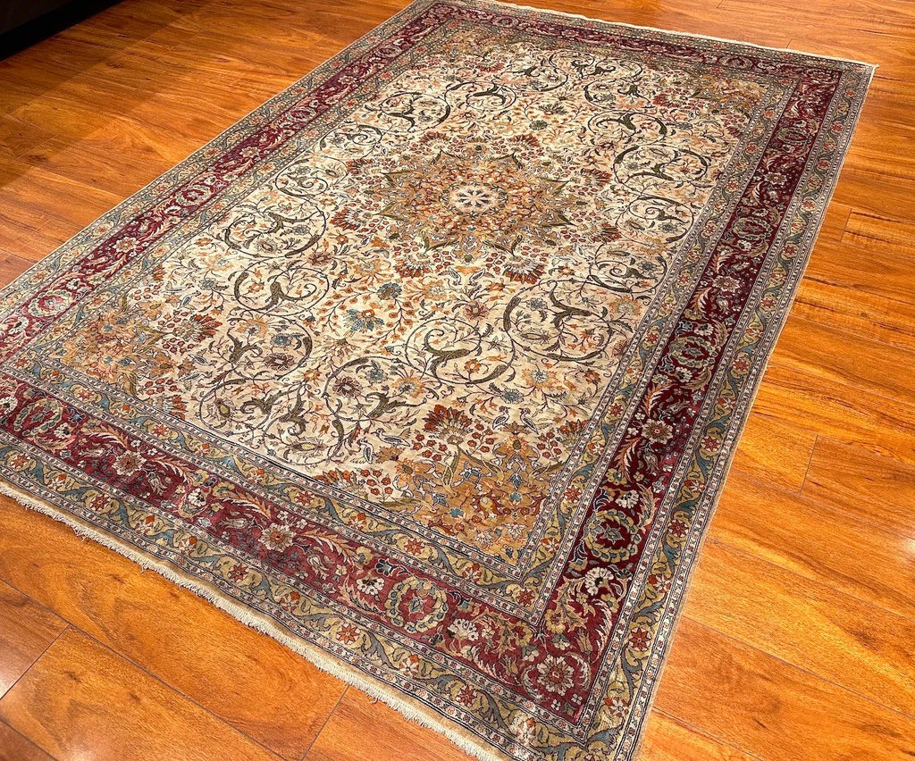 5'3"x7'5" Hereke, Antique