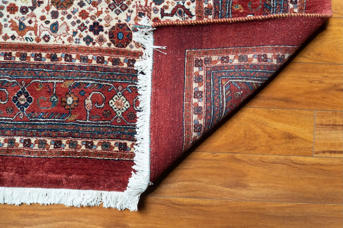 7'10"x11'1" Qashqaii, Tribal