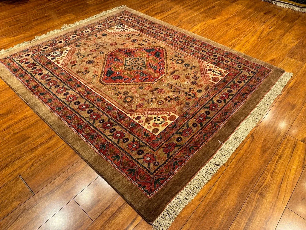 4'9"x5'9" Qashqaii, Tribal
