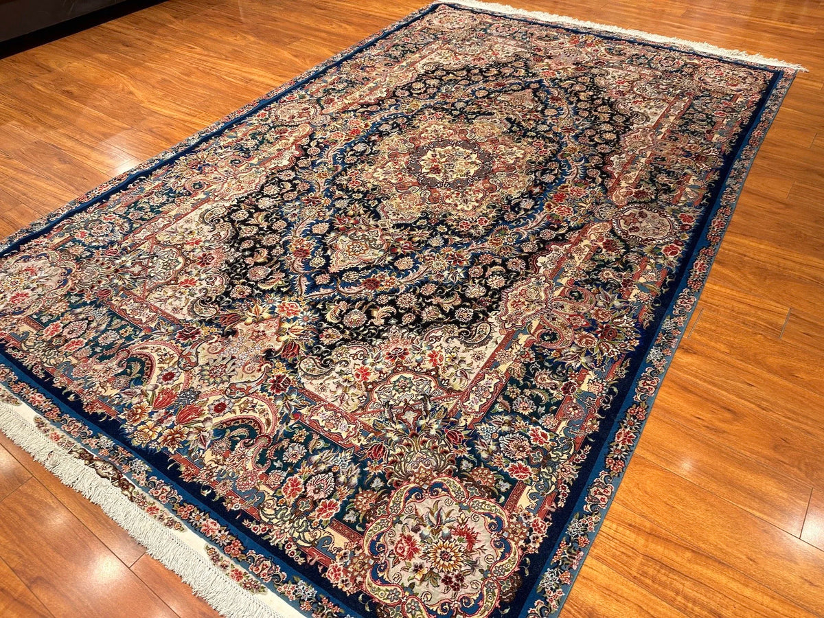 7'x10' Tabriz, Classic