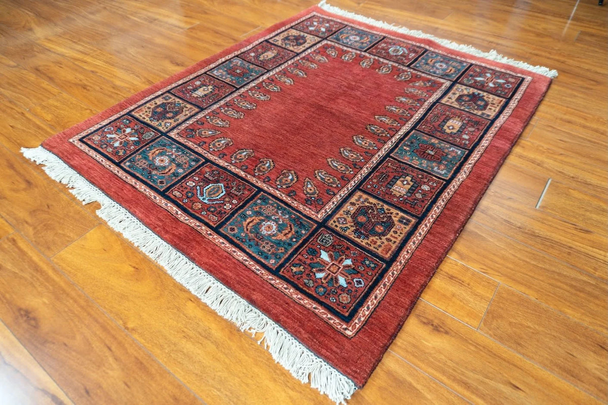 3'9"x4'7" Qashqaii, Tribal