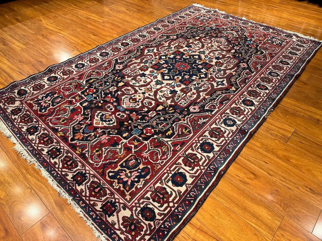 5'3"x8'3" Bakhtiari, Antique
