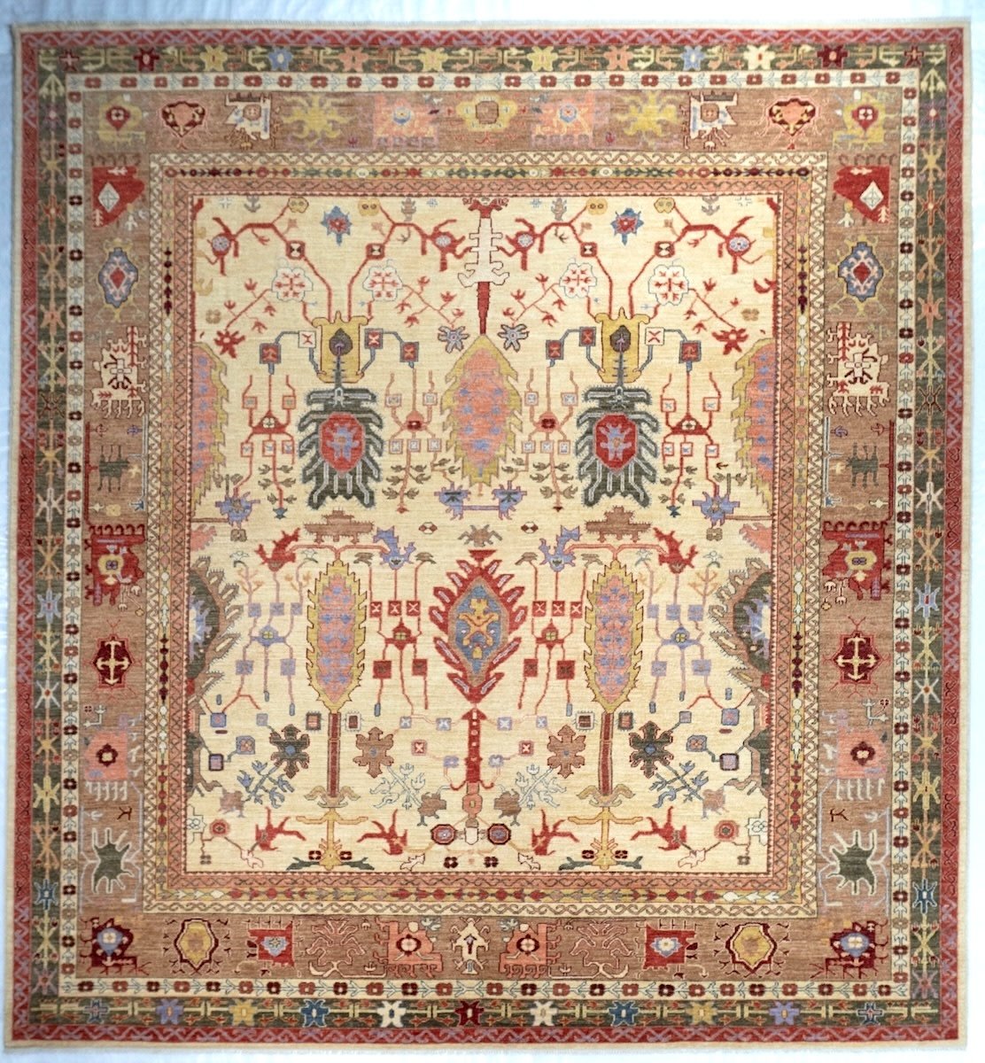 Square/Round Oushak Afghan Traditional Rug