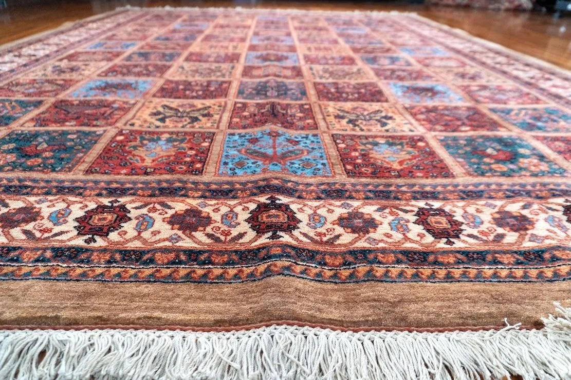 7'x9'7" Qashqaii, Tribal
