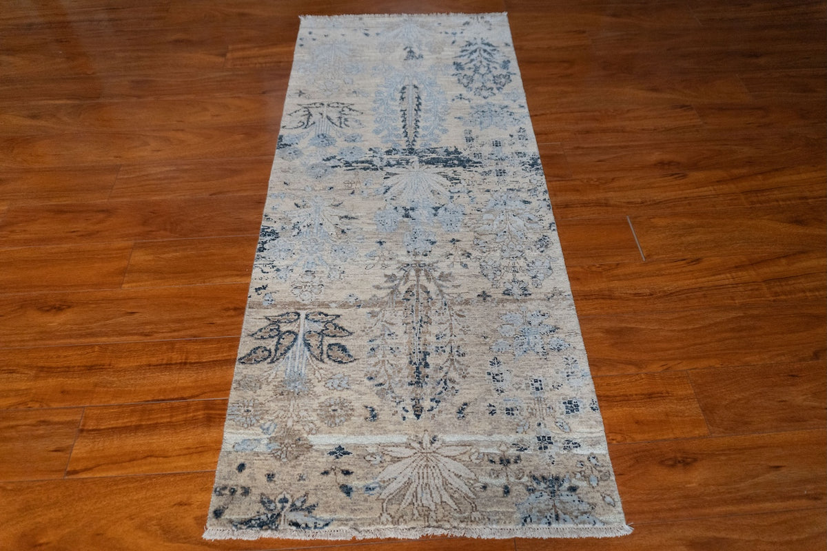 2'4"x5'7" Eram, Runner
