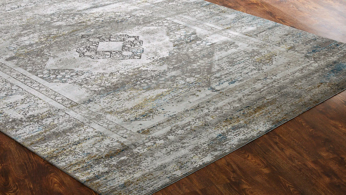 6'x9' Armant, Transitional