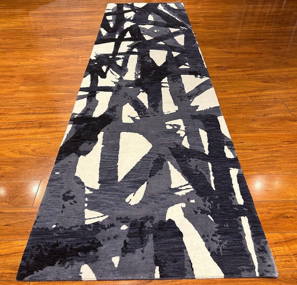 2'9"x10' Meras, Modern