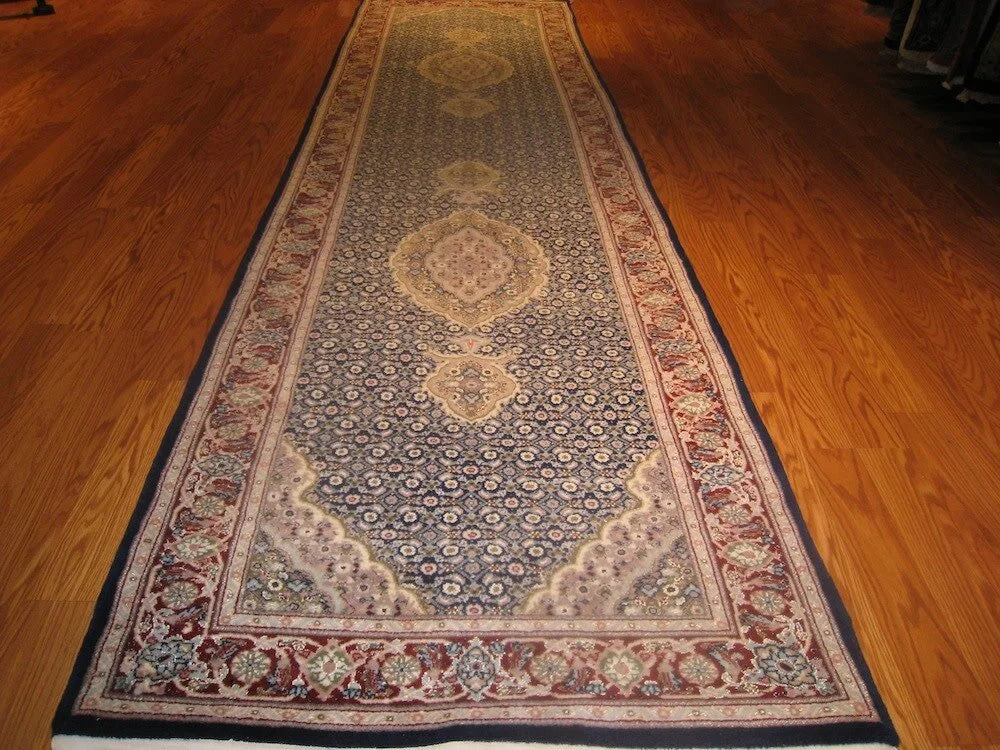 2'8"x9'11" Tabriz, Classic