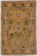2'1" x 3'2" Oushak, Classic