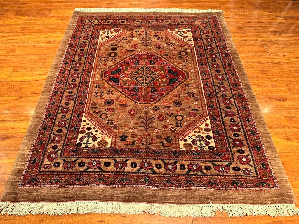 4'9"x5'9" Qashqaii, Tribal