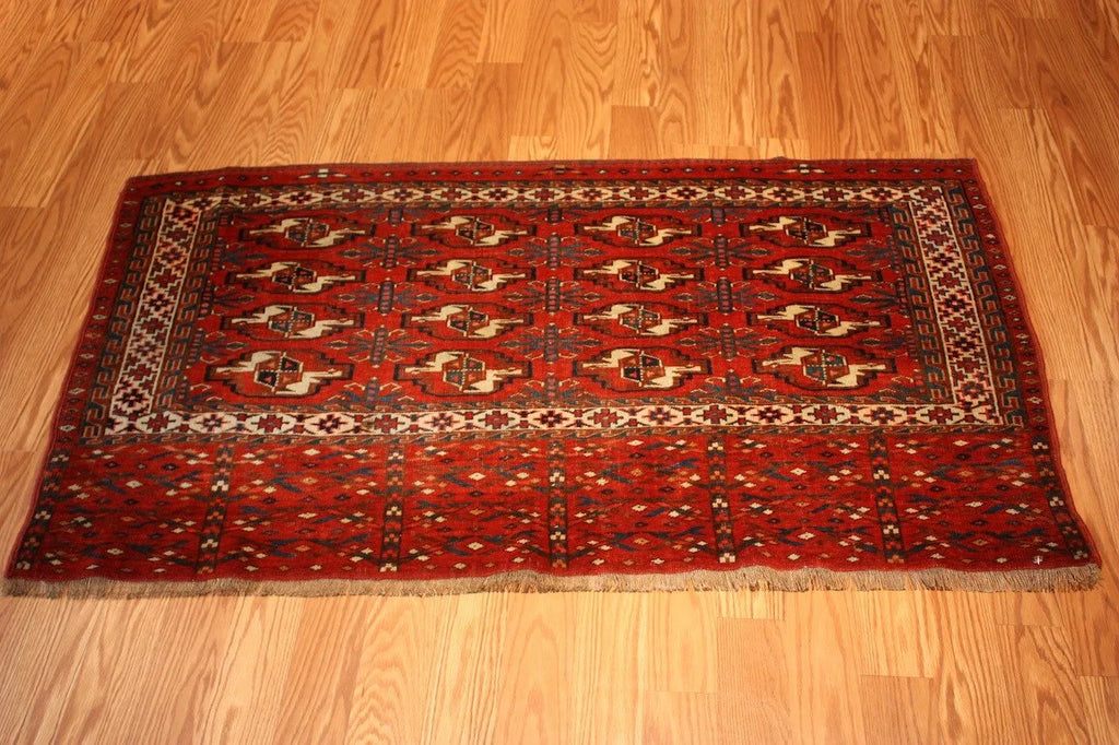 2'5"x4'3" Yomud, Antique