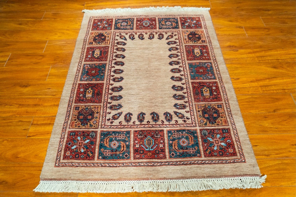 3'9"x4'10" Qashqaii, Tribal