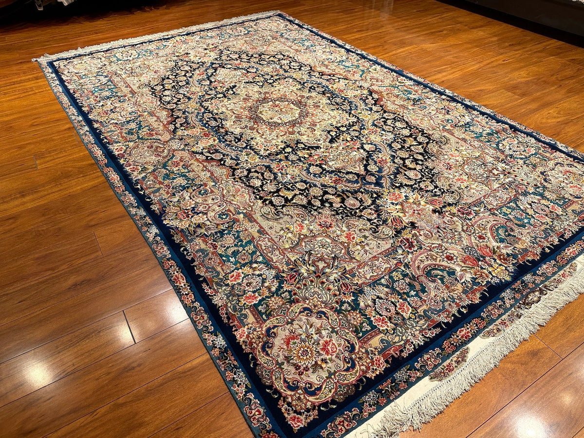 7'x10' Tabriz, Classic