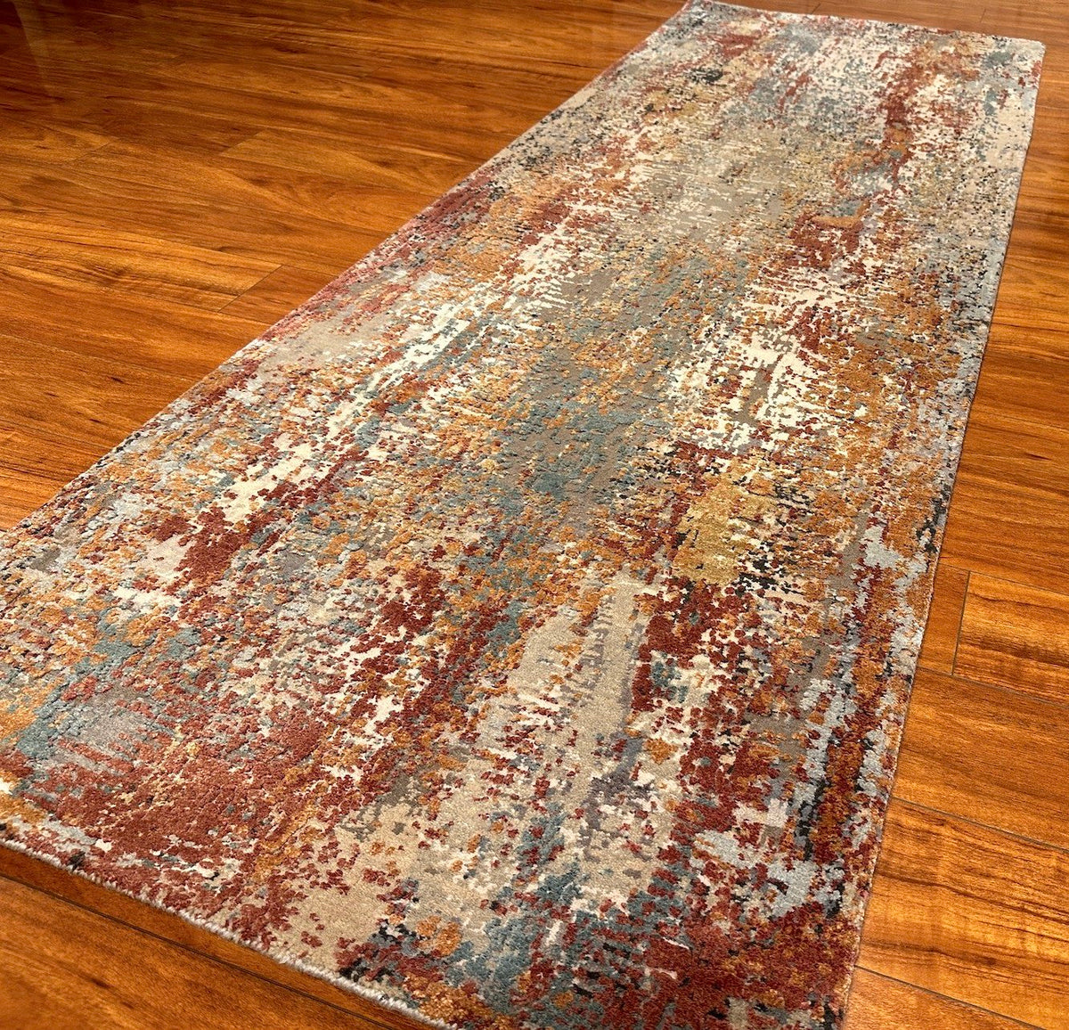2'10"x7'10" Lea, Modern